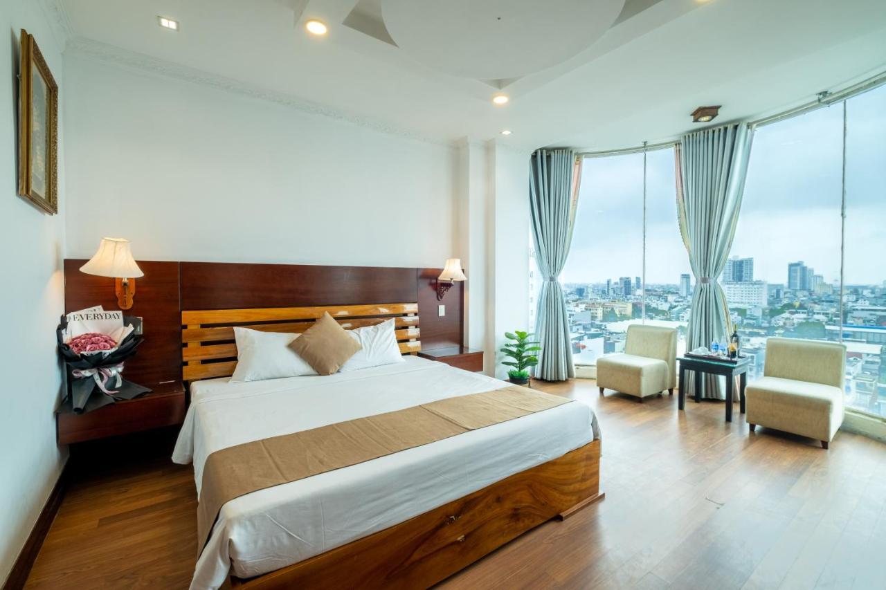 Khách sạn Adina 3*